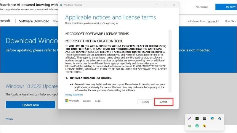 Nhấn Accept để mở cửa sổ Windows 10