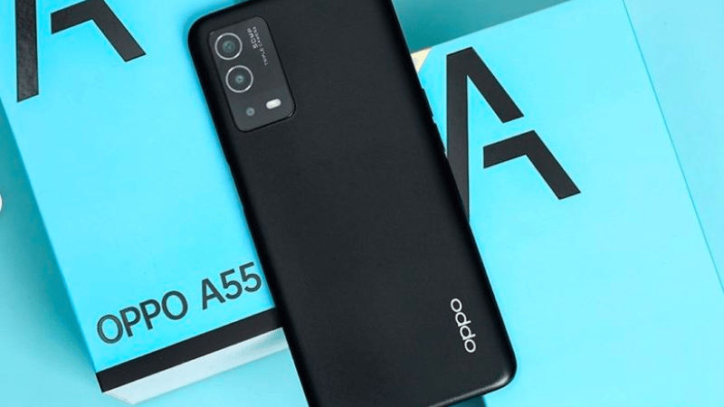 Chuẩn kh&aacute;ng nước IPX4 c&oacute; thể d&ugrave;ng điện thoại trong mưa lớn