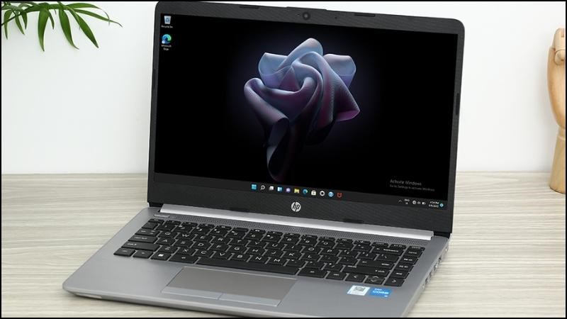 Vẻ ngo&agrave;i thanh lịch c&ugrave;ng cấu h&igrave;nh ổn định