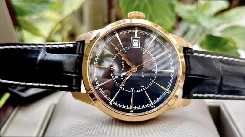 Đồng hồ pha lẫn n&eacute;t cổ điển v&agrave; hiện đại