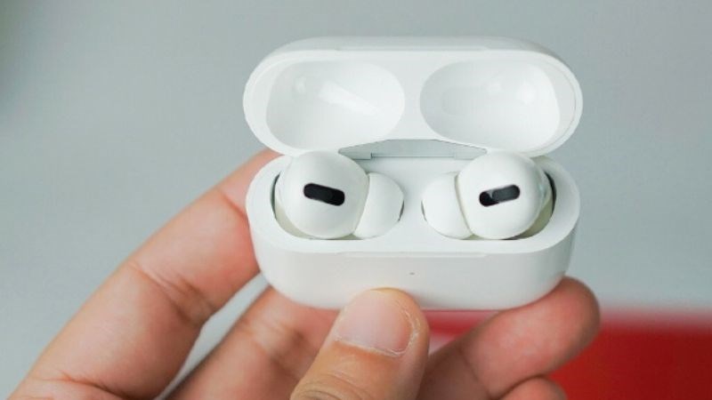 AirPods Pro với thiết kế nhỏ gọn được cải tiến mới
