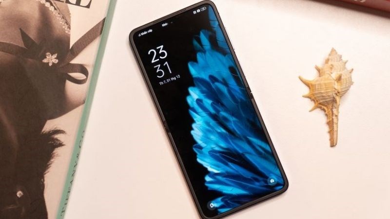 Màn hình của Find N3 Flip được cải tiến bền bỉ hơn so với Find N2 Flip Màn hình của Find N3 Flip được cải tiến bền bỉ hơn so với Find N2 Flip