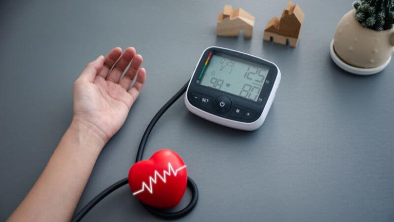 Theo dõi huyết áp để phòng ngừa sản giật hiệu quả