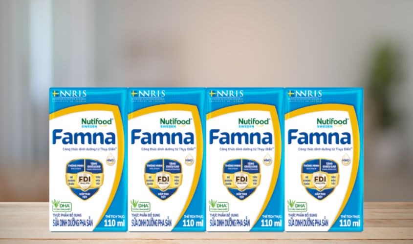 Lốc 4 hộp sữa pha sẵn Nutifood Famna 110 ml (từ 1 tuổi )