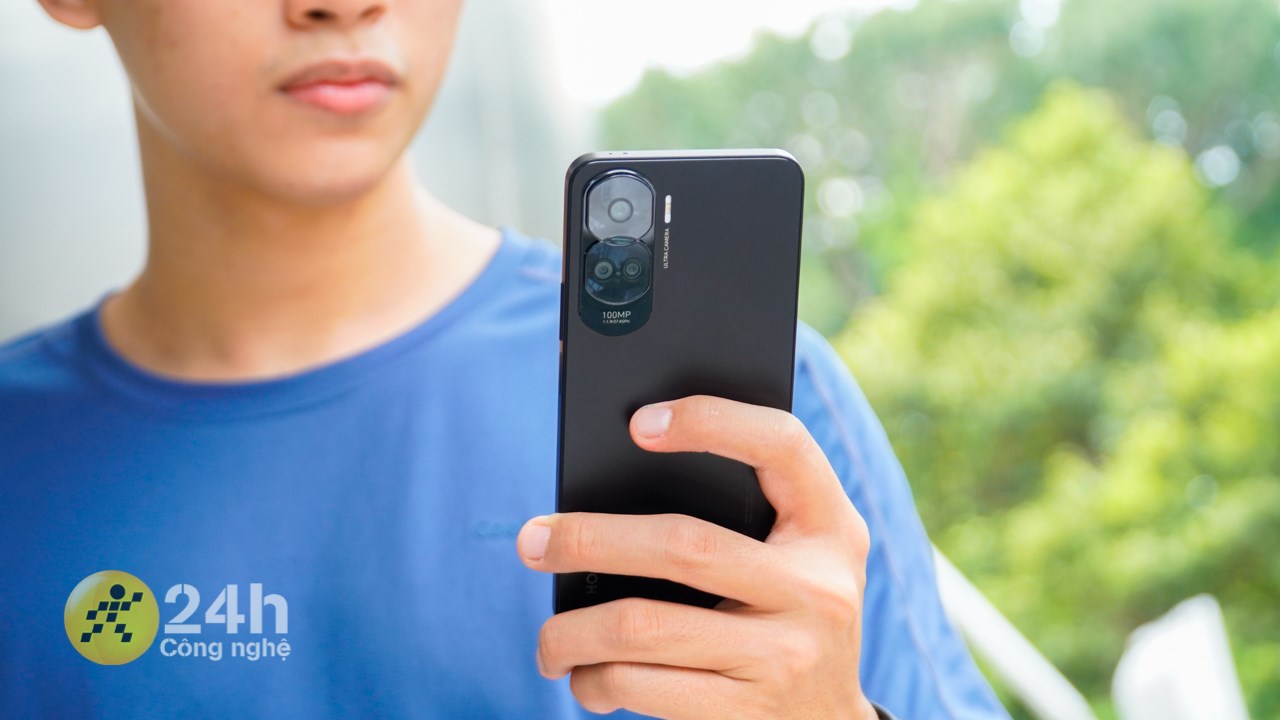 Honor 90 Lite là sản phẩm tầm trung rất đáng dùng của nhà Honor.