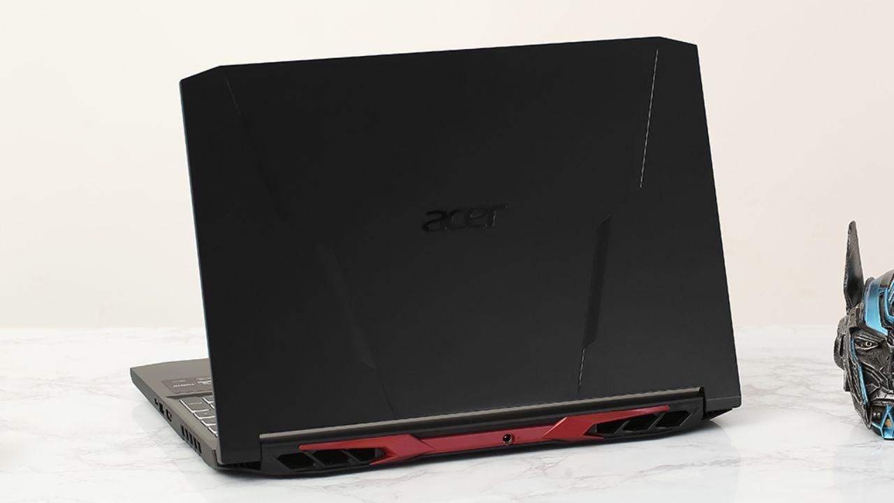 Ưu đãi sốc cho laptop Acer giá chỉ từ 14.99 triệu, cơ hội trúng Acer Predator Helios 16
