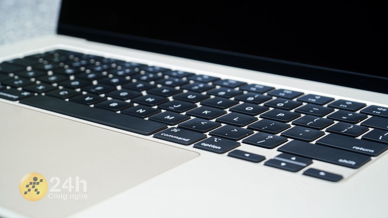 Thiết kế kim loại tái chế cùng với đó là Magoc Keyboarc cho trải nghiệm đánh máy êm ái Thiết kế kim loại tái chế cùng với đó là Magoc Keyboarc cho trải nghiệm đánh máy êm ái