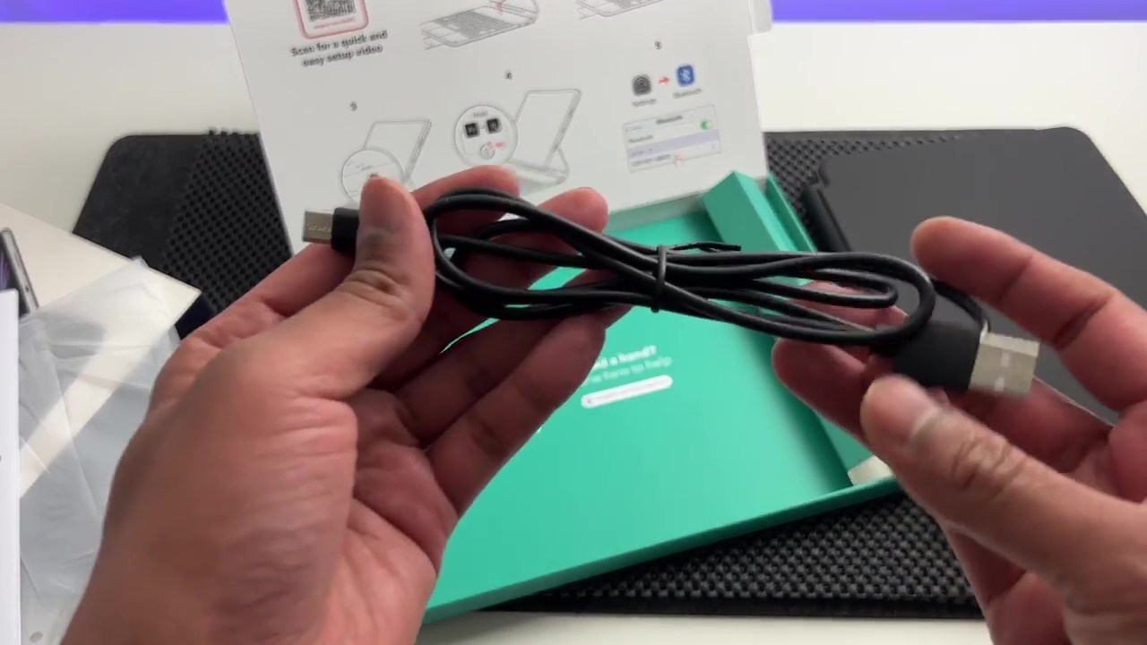 Trên tay Rebound Magnetic Keyboard Case