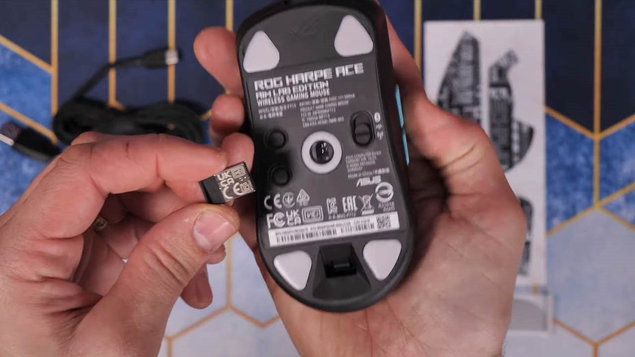 Trên tay ASUS ROG Harpe