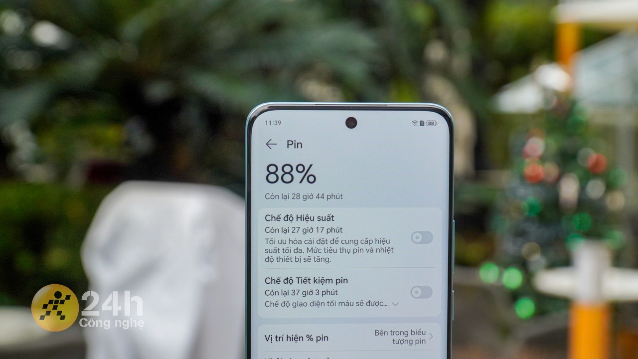 Honor 90 5G có thể đáp ứng thời gian sử dụng nhu cầu của mình trong gần một ngày. Honor 90 5G có thể đáp ứng thời gian sử dụng nhu cầu của mình trong gần một ngày.
