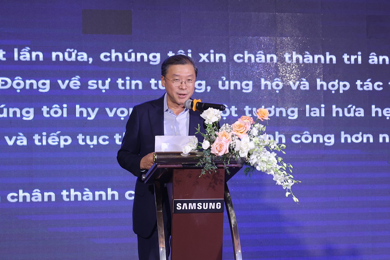 Thế Giới Di Động vẫn luôn đồng hành với Samsung như một đối tác, một người bạn đồng hành đặc biệt của thị trường bán lẻ