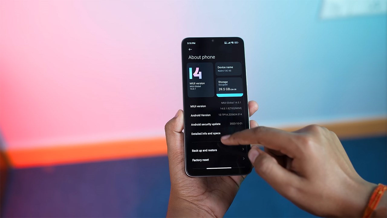 Redmi 13C 5G được trang bị bộ cấu hình tốt trong phân khúc. Nguồn: Gyan Therapy.