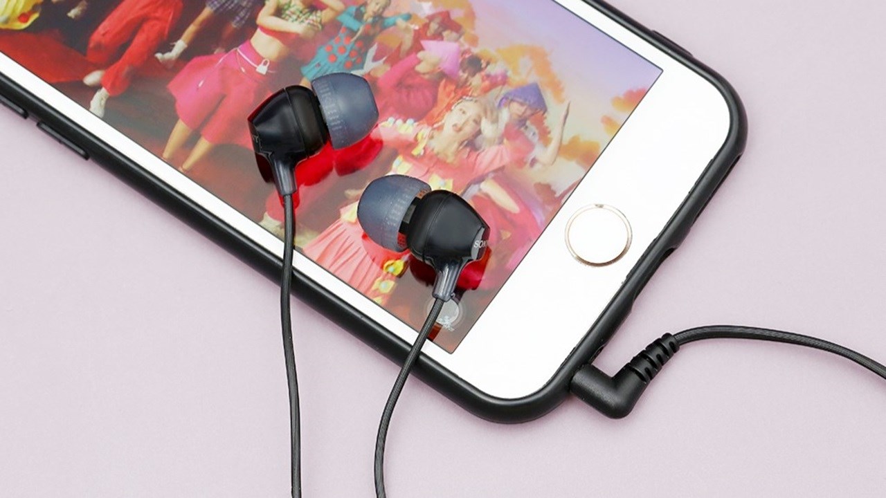 Sony MDR-EX15AP: Tai nghe Sony giá rẻ, chỉ từ 190K tại TGDĐ Sony MDR-EX15AP: Tai nghe Sony giá rẻ, chỉ từ 190K tại TGDĐ