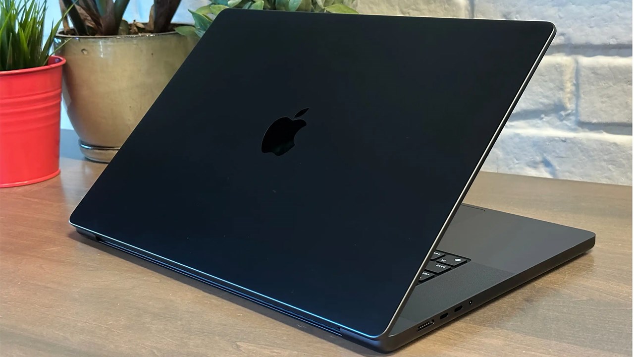 MacBook Air hay MacBook Pro: Lựa chọn nào phù hợp cho sinh viên?