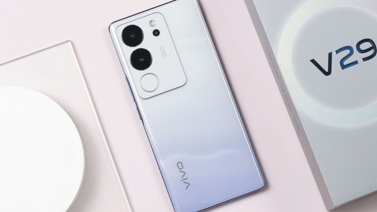 5 chiếc điện thoại sạc siêu nhanh đến 120W, RAM khủng 12GB đang ưu đãi giảm đến 1.5 triệu