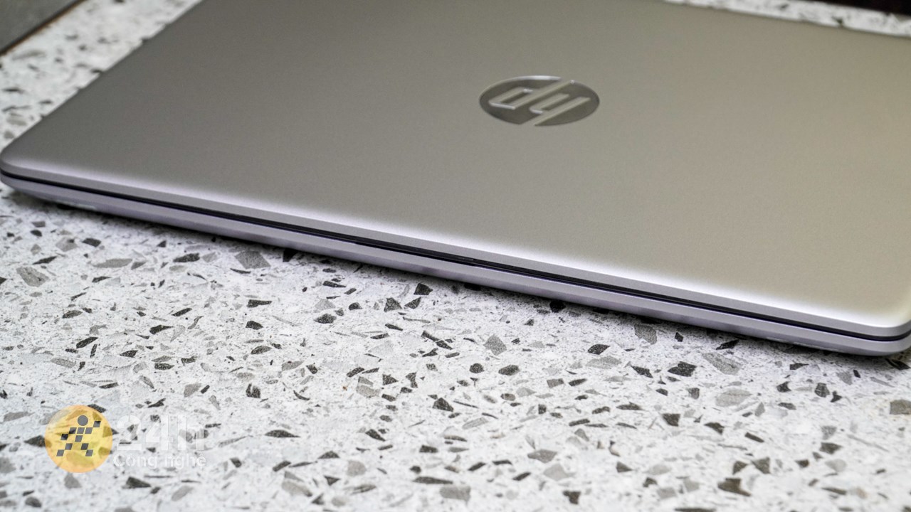 Đánh giá HP 240 G9