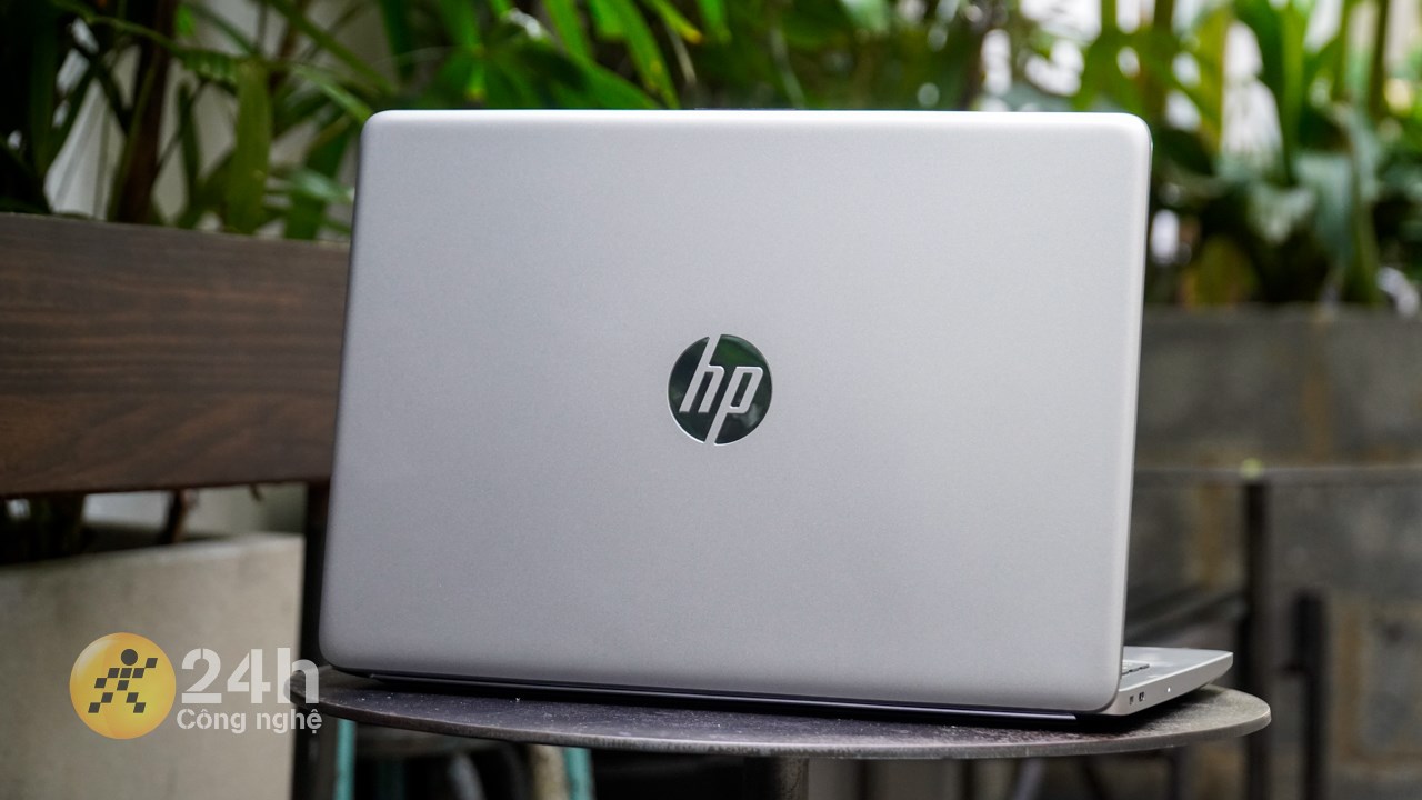 Đánh giá HP 240 G9