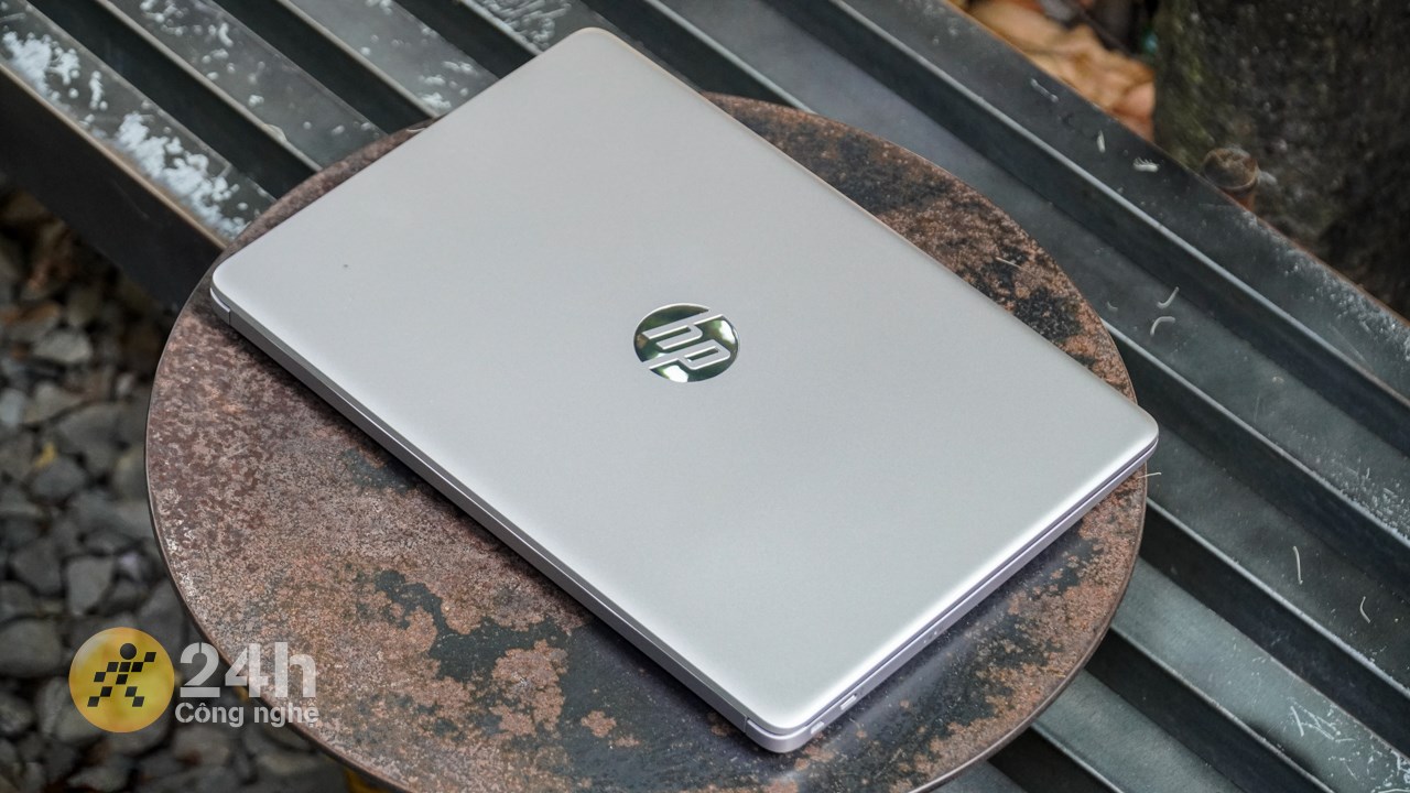 Đánh giá HP 240 G9