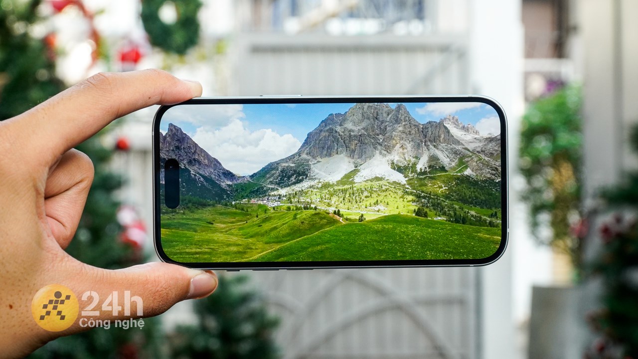 Hơn 2 năm ra mắt, iPhone 15 có còn đáng mua ở năm 2026 hay không? Hơn 2 năm ra mắt, iPhone 15 có còn đáng mua ở năm 2026 hay không?