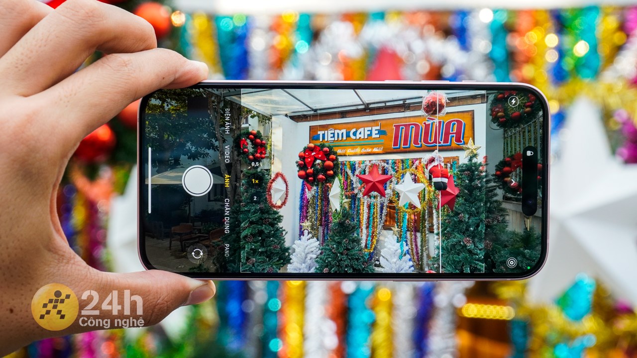 Hơn 2 năm ra mắt, iPhone 15 có còn đáng mua ở năm 2026 hay không? Hơn 2 năm ra mắt, iPhone 15 có còn đáng mua ở năm 2026 hay không?