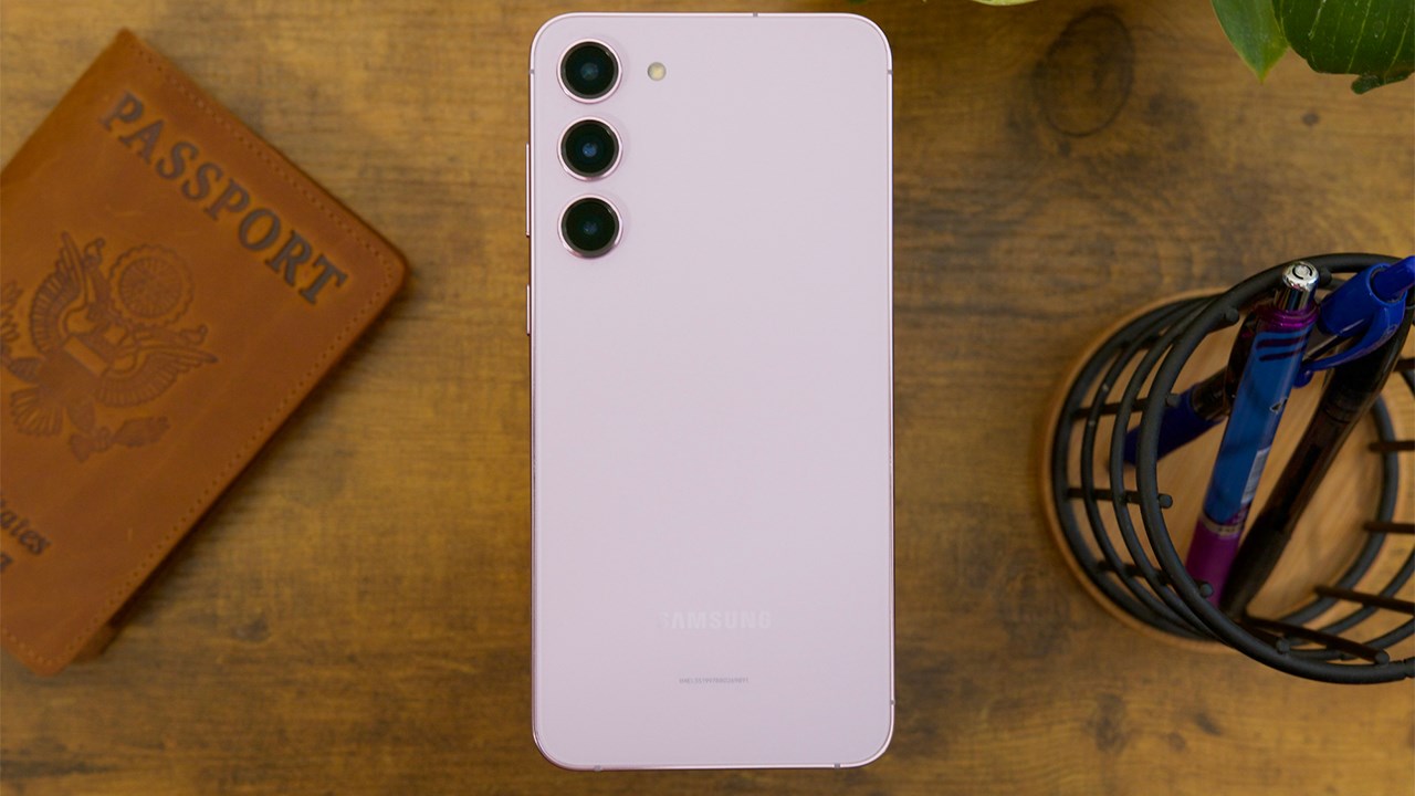 Tháng 12 cuối năm, chốt hạ hàng loạt điện thoại HOT đang giảm đến 9.3 triệu đồng