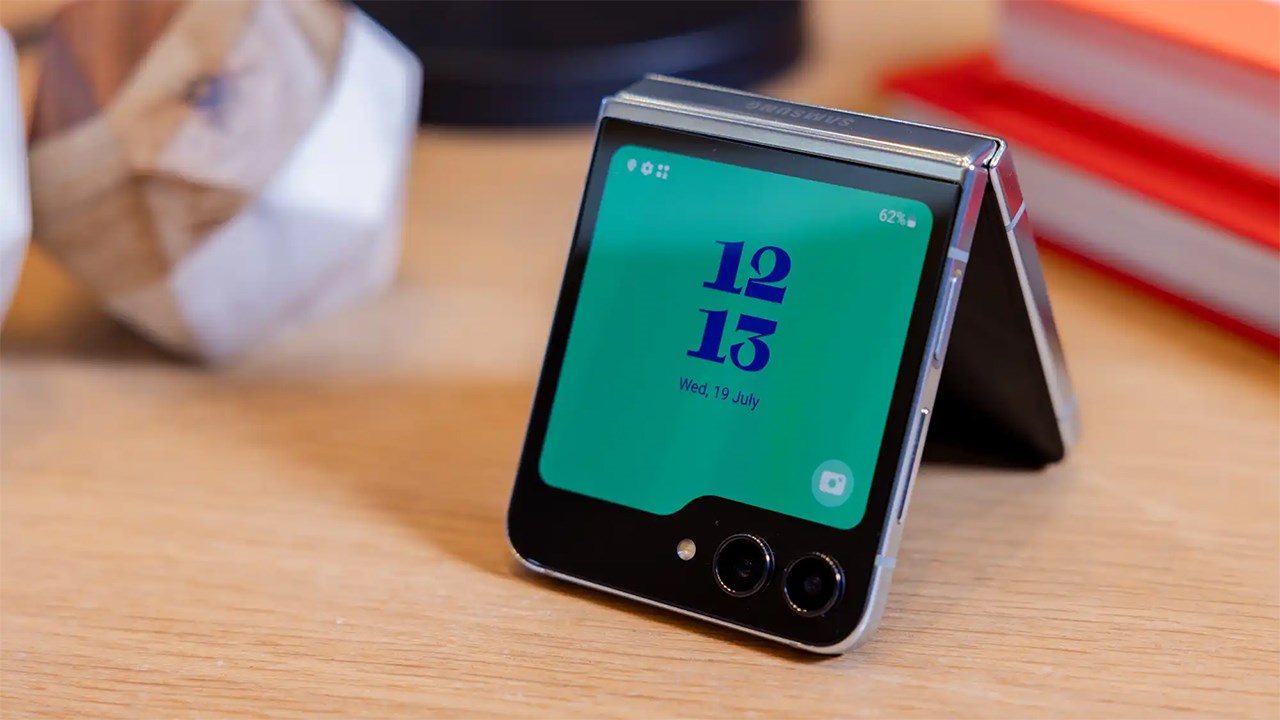 Điện thoại Samsung thiết kế thời thượng, cấu hình đỉnh giảm cực xịn