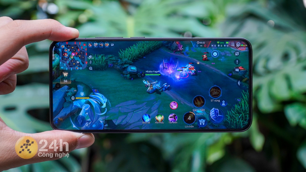 Xiaomi 13 cập nhật Xiaomi HyperOS vẫn mang lại trải nghiệm chiến game rất mượt.