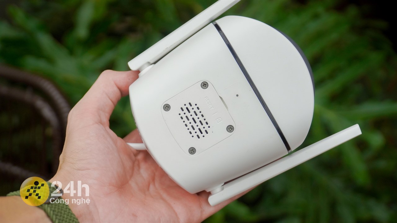 Mặt đáy của sản phẩm chứa màng loa. Mặt đáy của sản phẩm chứa màng loa.