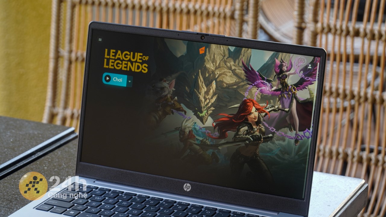 Cùng mình chiến game trên HP 240 G10 nhé!