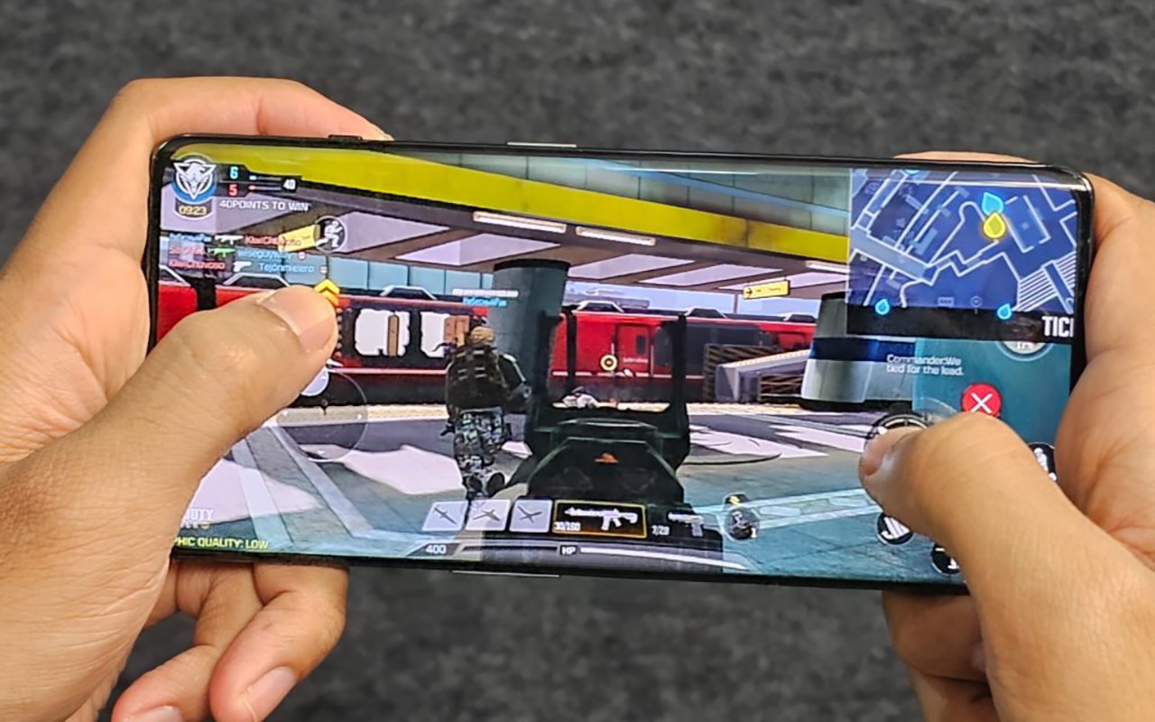 Với Snapdragon 8 Gen 2 thì các bạn sẽ không phải bận tâm quá nhiều về hiệu năng OnePlus 12R (ảnh minh họa: OnePlus 11R). Nguồn: FoneArrena.com.