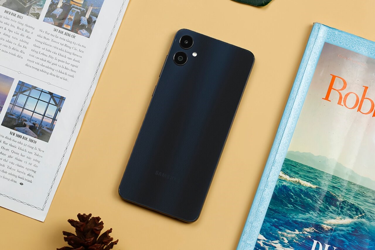Điện thoại Samsung Galaxy A05 4GB