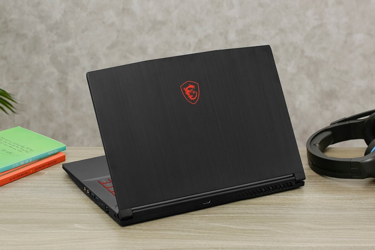 Laptop MSI Gaming GF63 12UCX i5 12450H/8GB/512GB/4GB RTX2050/144Hz/Win11 (841VN) 