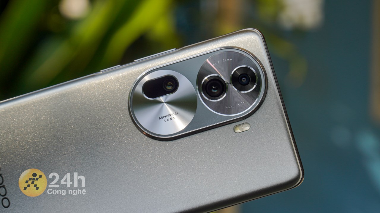 Cận cảnh họa tiết của cụm camera sau trên OPPO Reno11 Pro 5G. Cận cảnh họa tiết của cụm camera sau trên OPPO Reno11 Pro 5G.