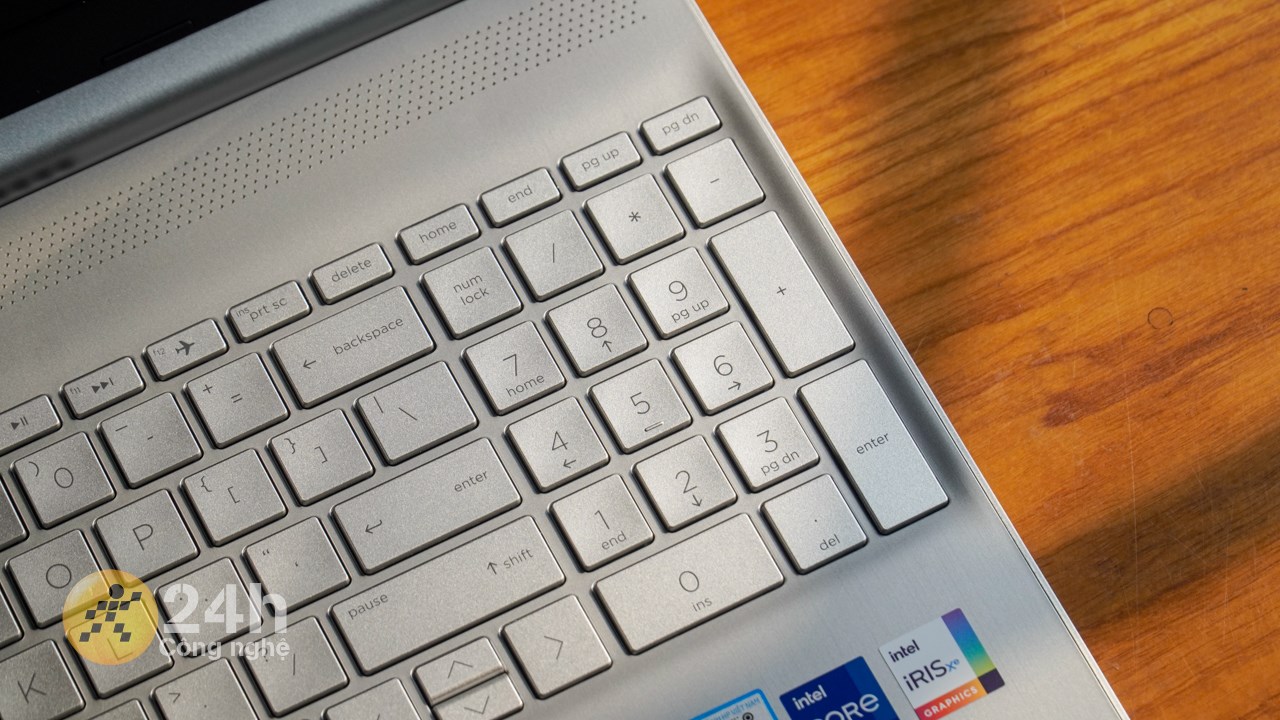 Bàn phím của  HP 15s fq5147TU cho chất lượng trải nghiệm gõ tương đối thoải mái