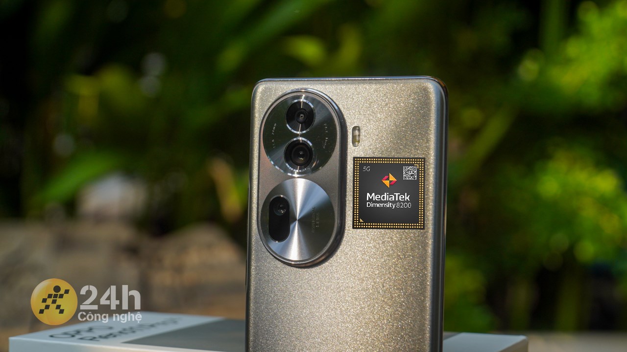 Mình nghĩ vị trí đặt con chip Dimensity 8200 cũng là lý do khiến nhiệt độ khu vực màn hình và xung quanh camera sau của Reno11 Pro 5G tăng cao.