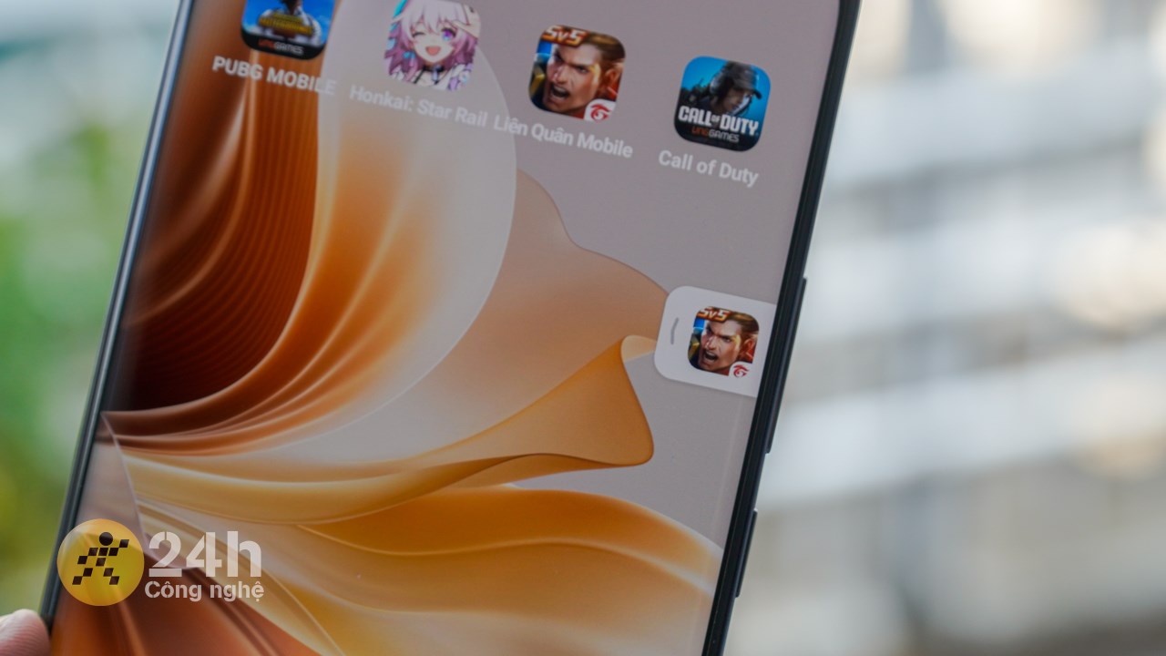 Mình cũng có thể thu nhỏ cửa sổ nổi của tựa game dưới dạng biểu tượng nhỏ.