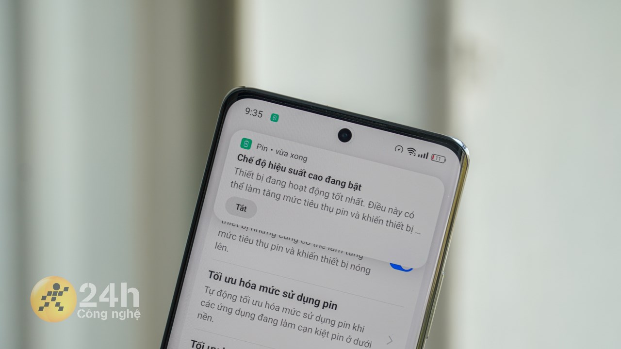 Ngoài ra, mình cũng đã bật chế độ Hiệu suất cao (có sẵn trong phần Cài đặt pin) để Reno11 Pro 5G có thể chiến game mượt mà.