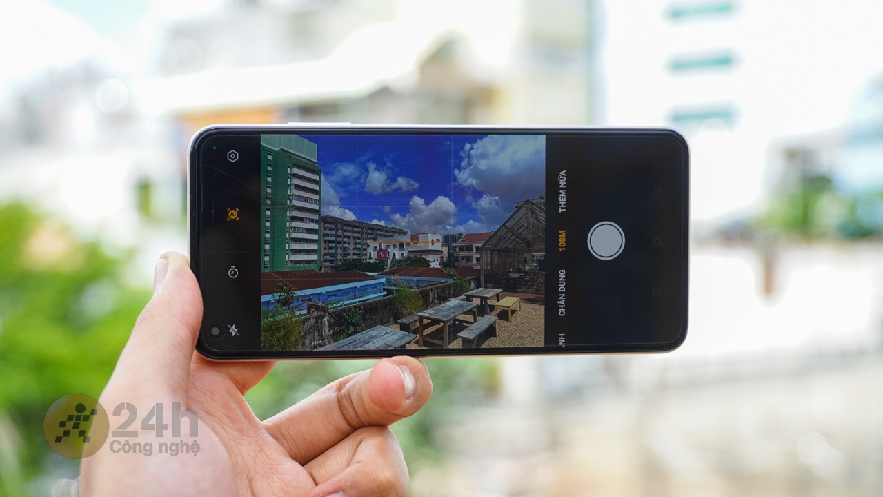 realme 11: Điện thoại chụp ảnh đẹp mà ngoại hình cũng đẹp! realme 11: Điện thoại chụp ảnh đẹp mà ngoại hình cũng đẹp!