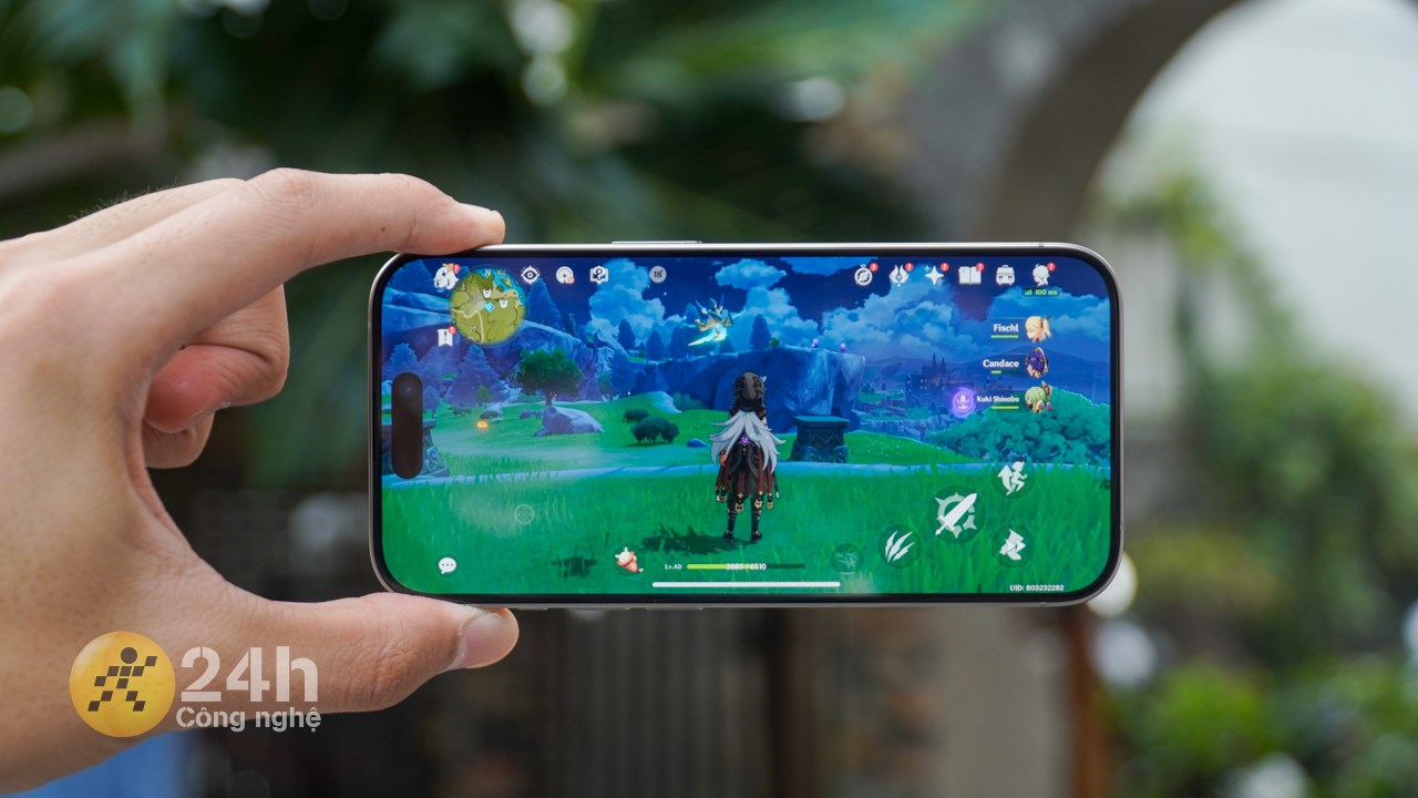 Cùng mình test thời lượng pin của iPhone 15 Pro thông qua việc chiến game liên tục.