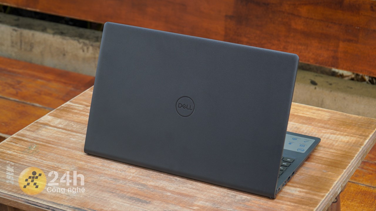 Dell Inspiron 15 3520 Dell Inspiron 15 3520
