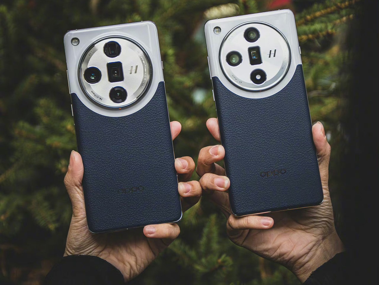 Để phân biệt giữa OPPO Find X7 Ultra (trái) và OPPO Find X7 (phải) thì các bạn có thể nhìn vào ống kính bên dưới. Nguồn: Weibo.