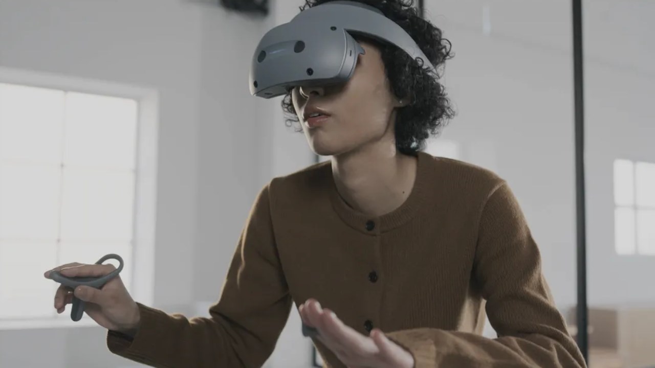 Sony giới thiệu kính thực tế ảo hỗn hợp mới