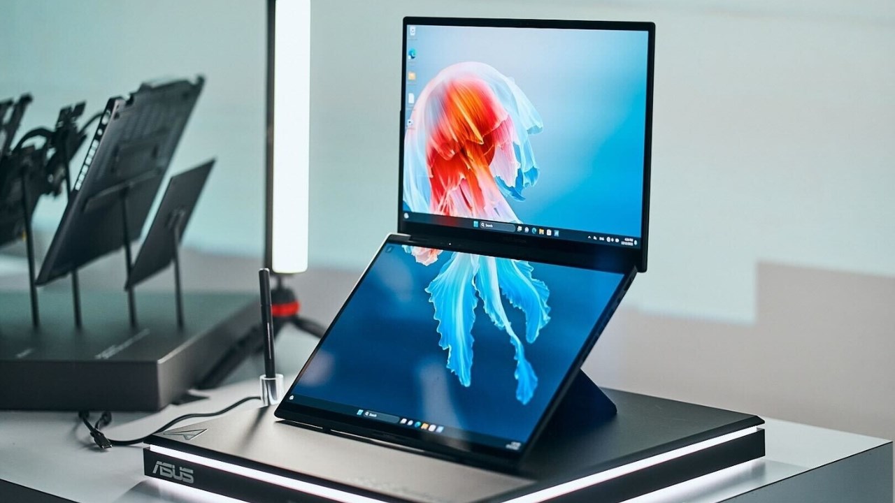 Có thể tháo rời bàn phím trên Zenbook Duo 2024
