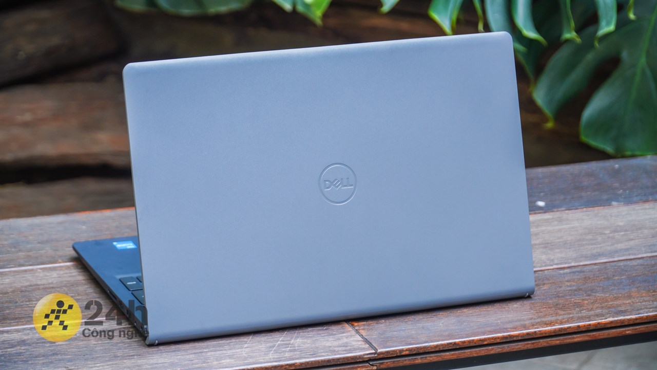 Dell Vostro 15 3520 đang có giá từ 13.79 triệu đồng tại Thế Giới Di Động Dell Vostro 15 3520 đang có giá từ 13.79 triệu đồng tại Thế Giới Di Động