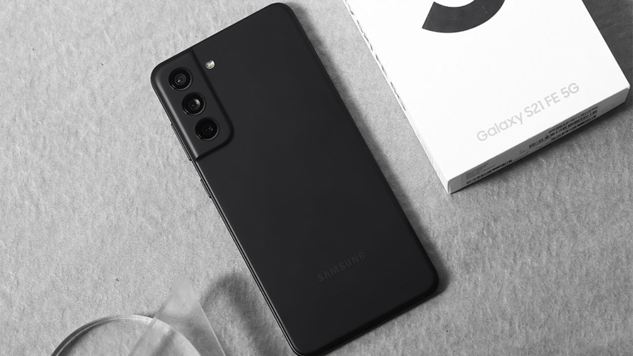 Chỉ từ hơn 8 triệu một tẹo là sở hữu ngay Galaxy S, 4 sản phẩm nhất đinh phải xem qua