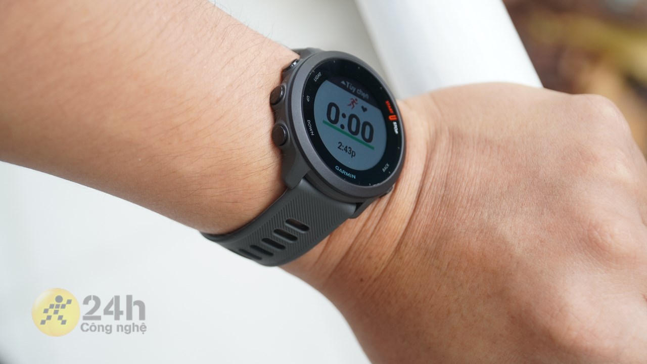 Theo dõi sức khỏe là thứ không thể thiếu trên Forerunner 55 Theo dõi sức khỏe là thứ không thể thiếu trên Forerunner 55