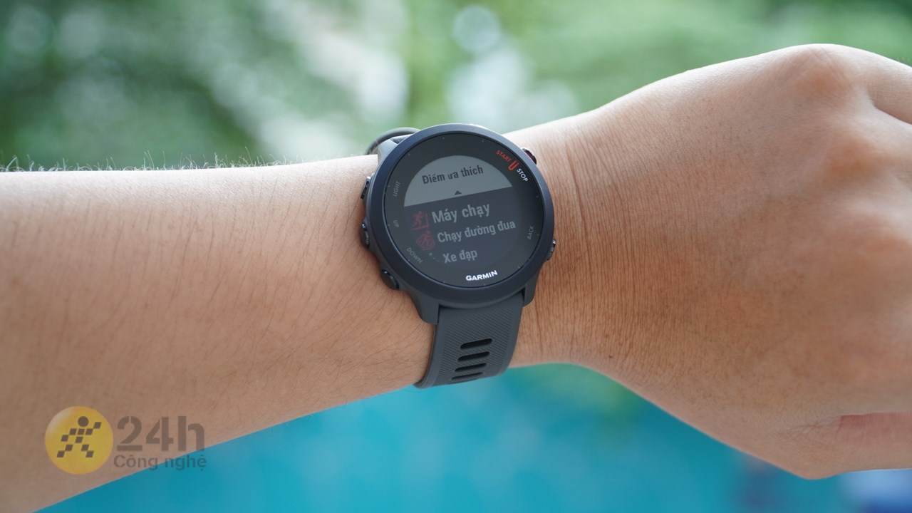 Forerunner 55 là sản phẩm đồng hồ chuyên nghiệp cho chạy bộ Forerunner 55 là sản phẩm đồng hồ chuyên nghiệp cho chạy bộ