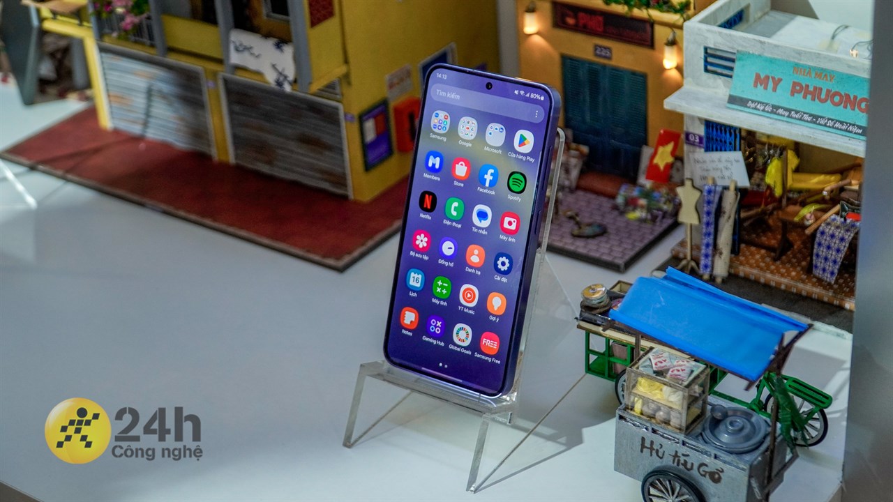 Thiết bị còn có khả năng đa nhiệm mượt mà với dung lượng RAM 8 GB.