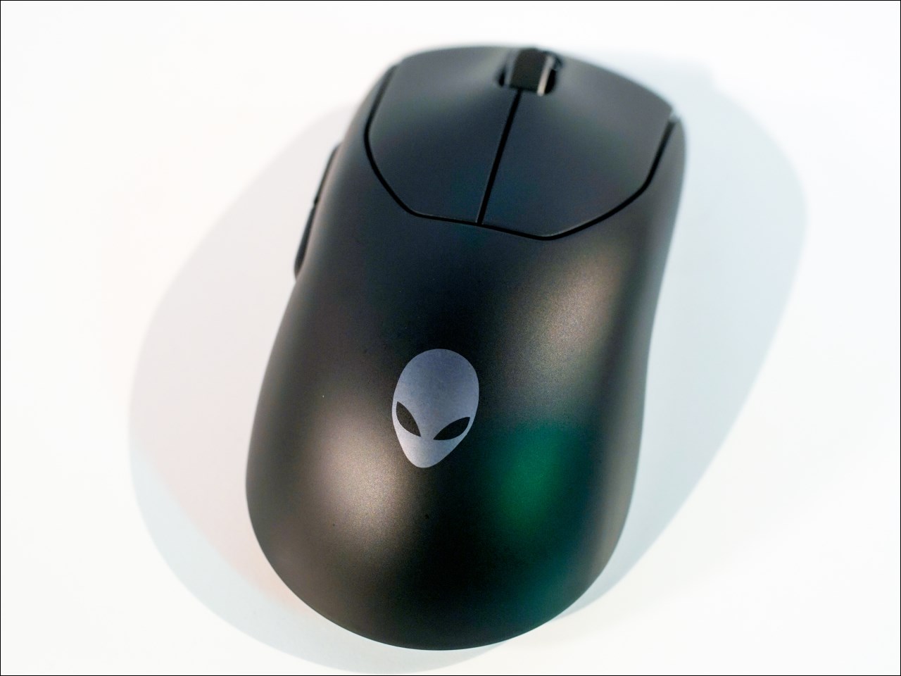 Alienware ra mắt chuột và bàn phím không dây trong thi đấu chuyên nghiệp