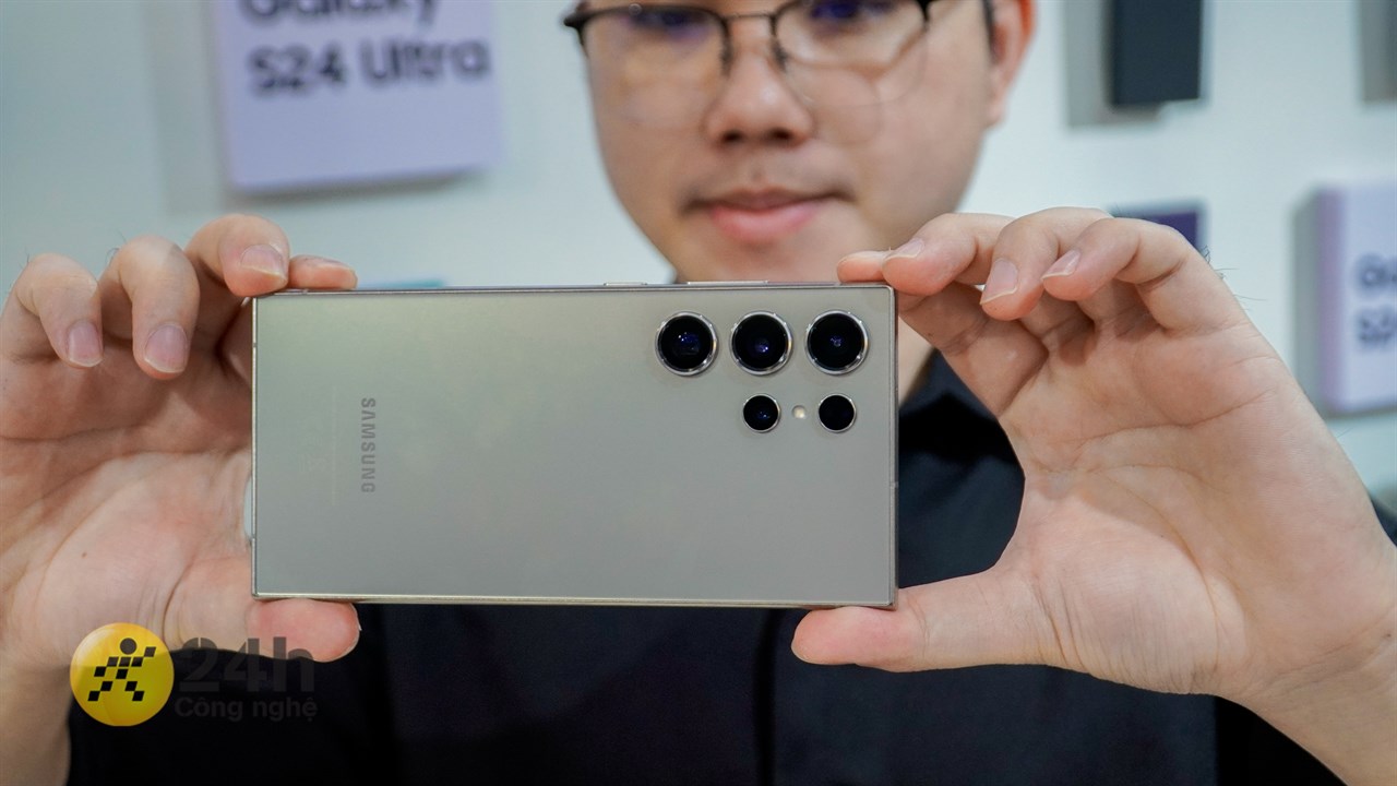 Cụm camera của Galaxy S24 Ultra được cải tiến một chút so với thế hệ trước.